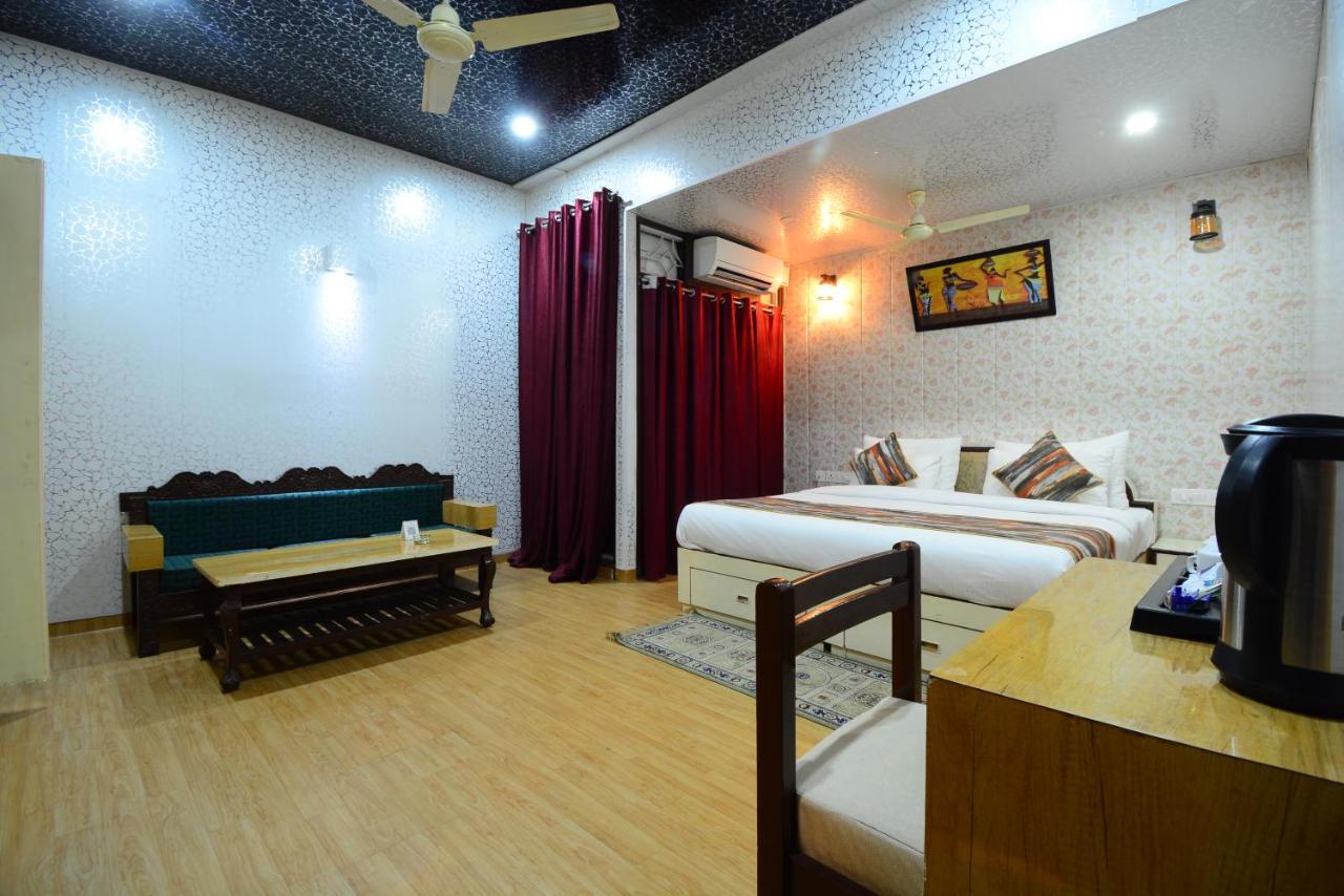 Hotel Bamboo Castle Jaipur Exteriör bild