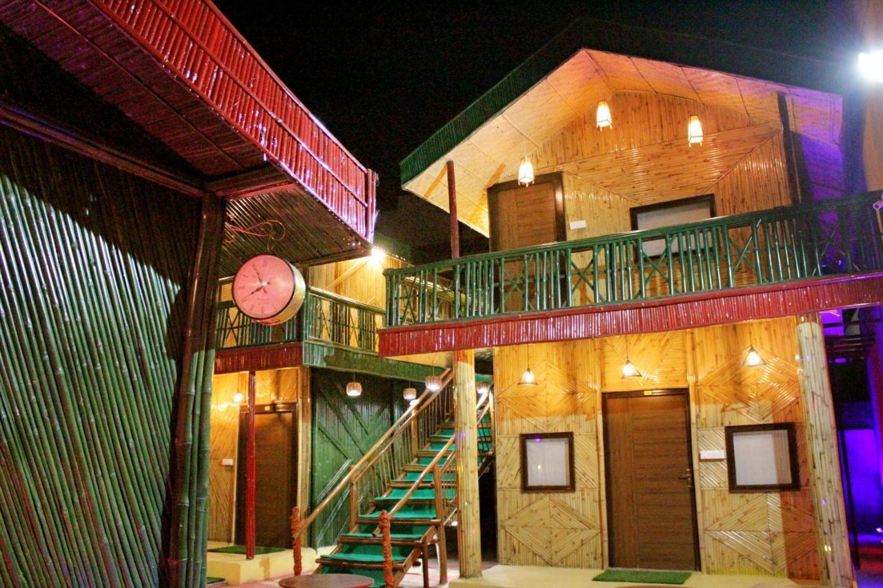 Hotel Bamboo Castle Jaipur Exteriör bild