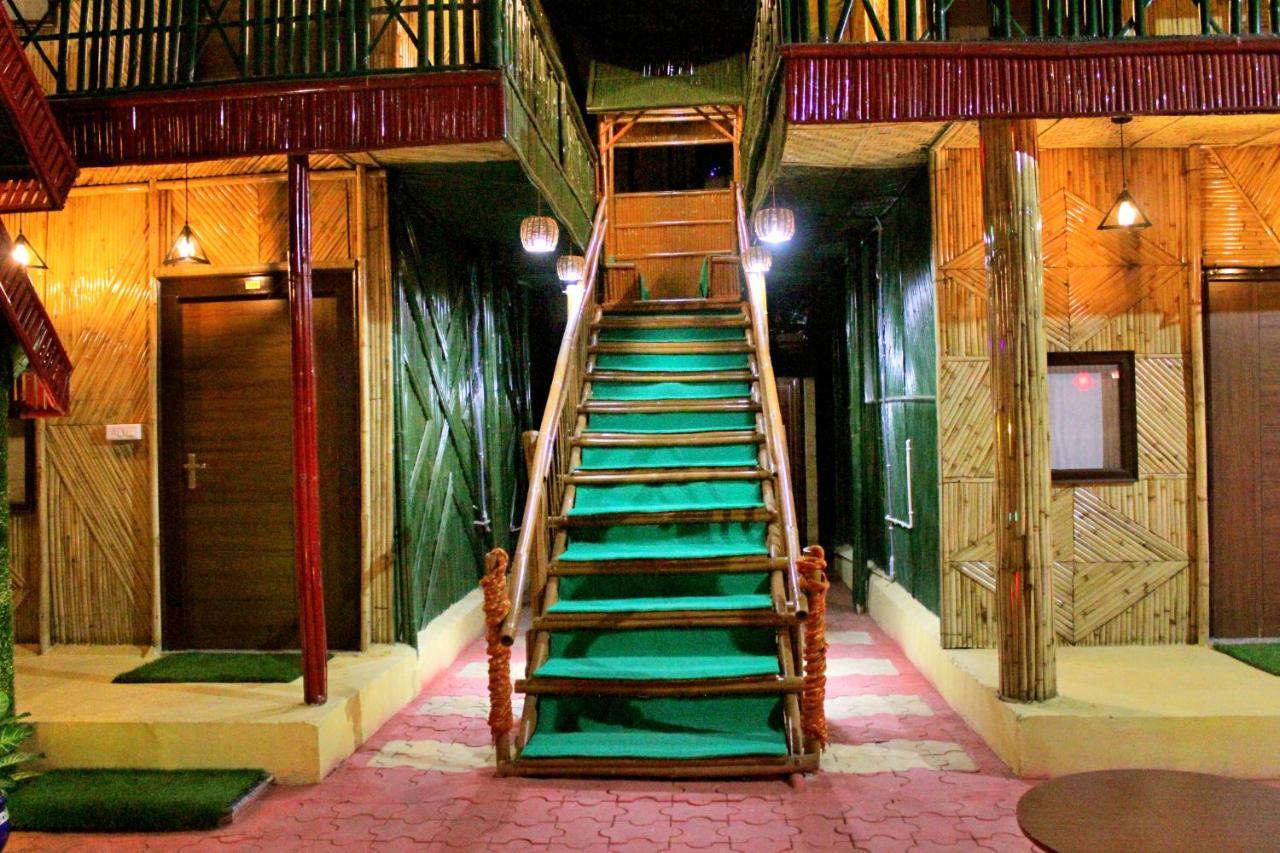 Hotel Bamboo Castle Jaipur Exteriör bild